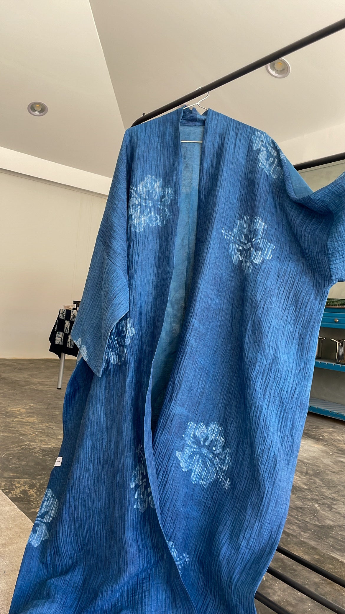 Hibiscus Crinkled Handmade abaya